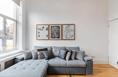 Acton Apartment | Acton Central Apartment