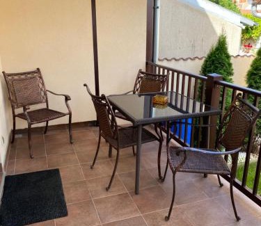 Sarvar Apartment | Ada Apartman