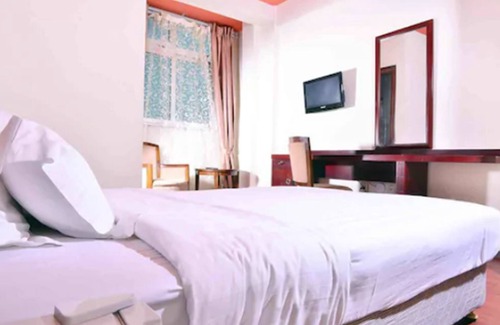 Kirkos Hotel | Adams Hotel