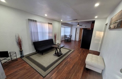 Highland Garden House | Adams Place2