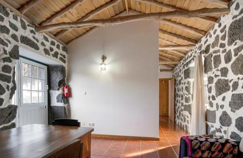 Bandeiras House | Adega Maciel