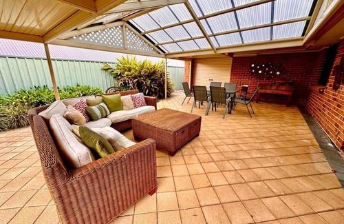 Nairne House | Adelaide Hills 4 bed home near Hahndorf Mt Barker