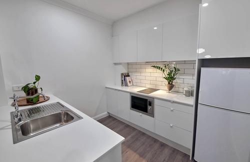 Adelaide Central Business District Apartment | Adelaide Mansions Serviced Apartments
