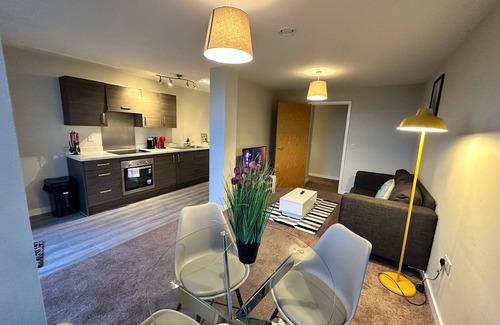 Salford Apartment | Adelphi Wharf Apartments by Beehosting