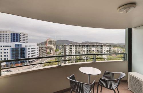 Canberra City Centre Apartment | Adina Serviced Apartments Canberra James Court