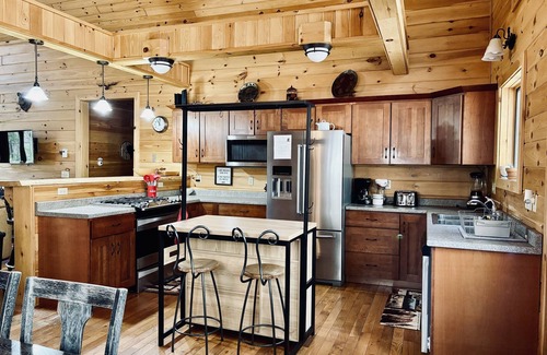 Jay Cabin | ADK Log Cabin | Hot Tub | Game Room | Dog Friendly | Fenced-In Yard | Fire Pit