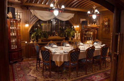 Smichov Boat Rental | Admiral Botel