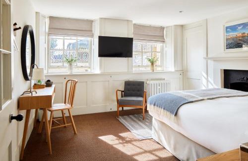 Plymouth Hotel | Admiral's House by Maison Pierre