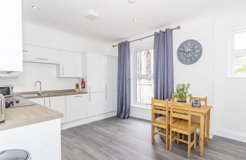 Plymouth Apartment | Admiralty street by Pureserviced