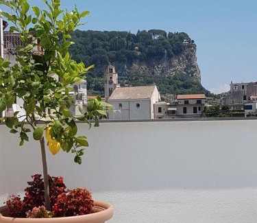 Pontone House | Admiring Amalfi