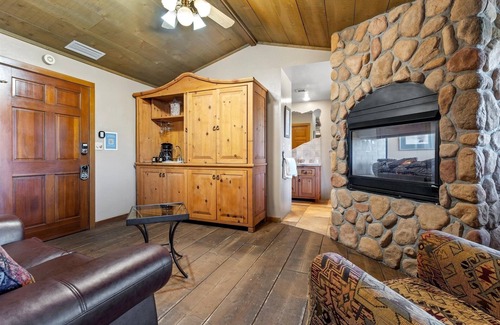 Oak Creek Apartment | Adobe Village Studio Suite- Sundance 1 Bedroom Condo by RedAwning