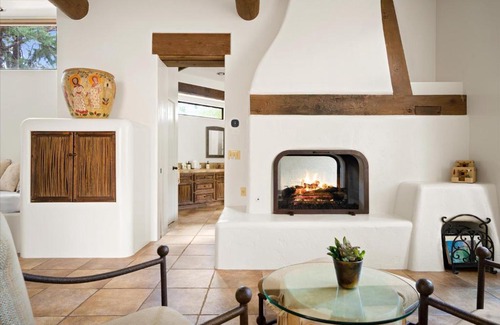 Oak Creek Villa | Adobe Village Villa with Private Patio- Purple Lizard villa