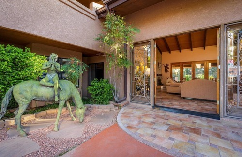 Oak Creek Villa | Adobe Village Villa With Private Patio - Sunset 1 Bedroom Villa by RedAwning