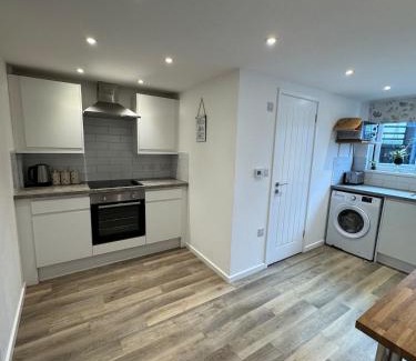 Stenalees House | Adorable 3 Bedroom House, Near Newquay 11 Miles