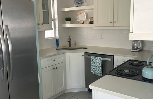 Redington Shores House | Adorable cottage steps to the beach!