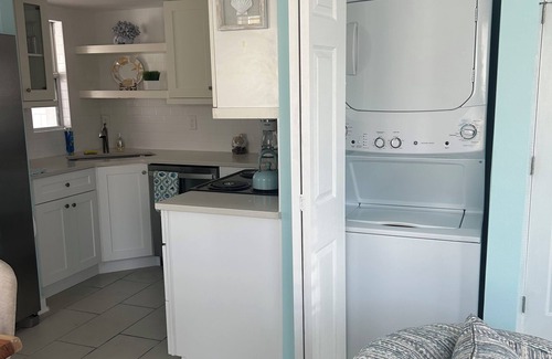 Redington Shores House | Adorable cottage steps to the beach!