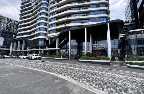 Wentworth Point Apartment | Adorable One Bedroom APT in heart of WWP