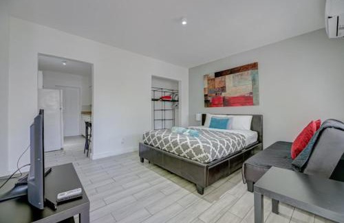 East Little Havana Apartment | Adorable private apartments in the Heart of Miami!