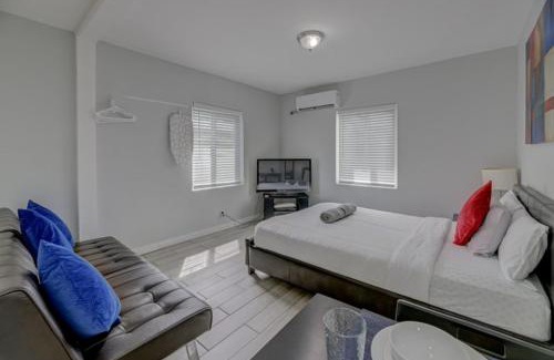 East Little Havana Apartment | Adorable private apartments in the Heart of Miami!