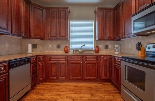 Branson Villa | Adorable Villa Close to Branson RecPlex! Lots of Space with a Comfy Feel!