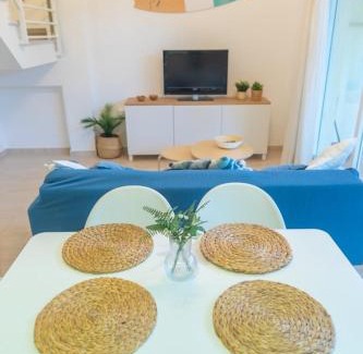 Los Canos de Meca Apartment | Adosado con Piscina, Garaje, Jardín y Playa