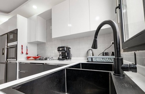 Grand Dakar Apartment | ADOUNA Exceptional sea-view apartment
