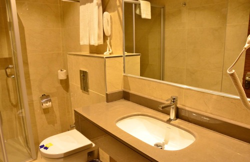 Nilufer Hotel | Adranos Hotel