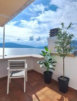 Tomicici Apartment | Adriabay studio Tivat
