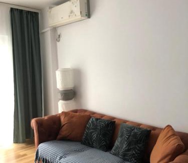 Ploiesti Apartment | Adrian Home Libra