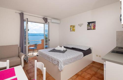 Ruskamen Hotel | Adriatic Blue Apartments
