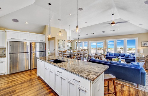 Salvo House | Advance Book Special—Oceanfront 6B/6.5B, Elevator, Salt Pool, Hot Tub, Rec Room