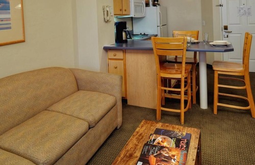 Palo Verde House | Adventure Awaits! Near Tucson Raceway Park, Golf