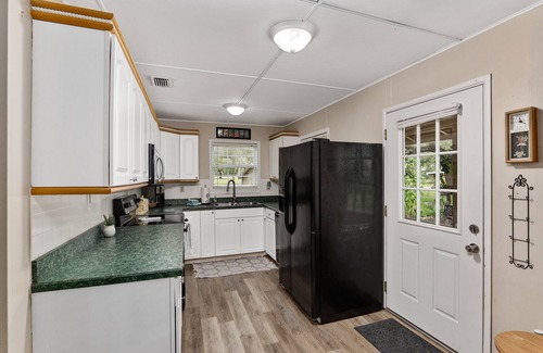 Fort McCoy House | Adventure Awaits on Canal Front Lake Kerr in Beautiful Ocala National Forest!