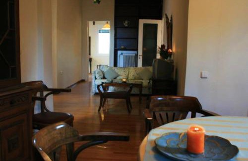 Perama Hotel | Aegli Hotel
