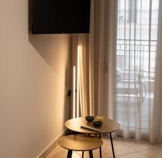 Xanthi Apartment | Aesthe Suites Blanc