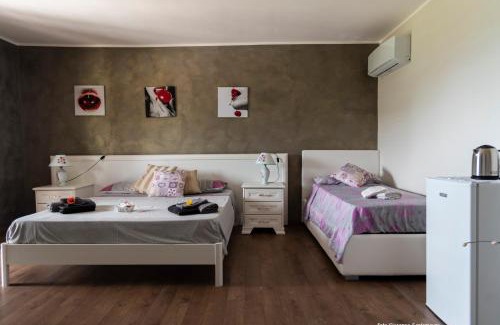 Piano-Vetrale House | Affittacamere La Divina Commedia