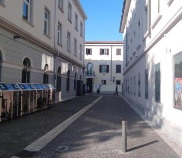 Monfalcone House | AFFITTACAMERE PIAZZA UNITA'
