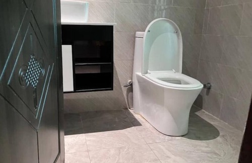 Gbawe House | Affordable Guest Room