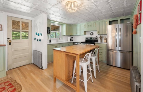 Pawcatuck House | Affordable Luxury Resort Home with an In-Ground Heated Pool & Hot Tub. Sleeps 10