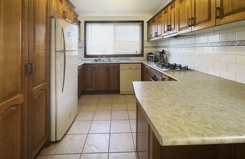 Shell Cove House | Affordable Waterview Stay in a prime location of Shell Cove!