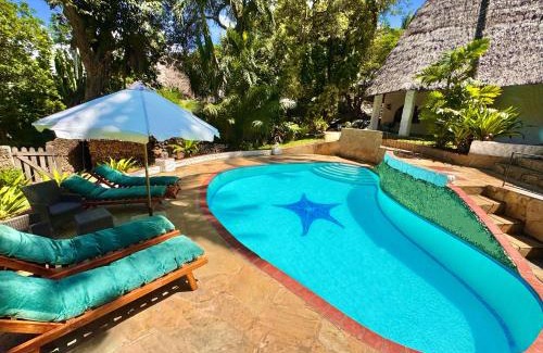 Mtwapa Villa | AfricanHouse Z with Creek View in Mombasa - Mtwapa 2bedroom with an Inhouse multistation gym