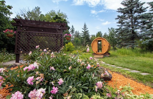 Congdon Park House | AG Thomson Suite w/King Bed & Sauna