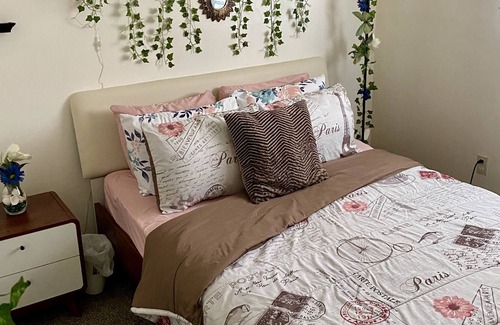 Taylor House | Agape Abode is a unique 420 friendly "hippie playhouse" with a style all its own