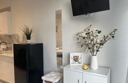 Paleokastritsa Apartment | Aggelikas apartments 2