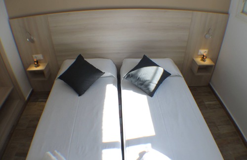 Roses Town Center Hotel | Agi Rescator