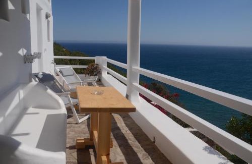 Milos Apartment | Agia Kyriaki Studios