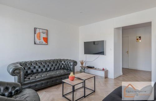 Cuire Apartment | Agréable T3 avec Balcon et Parking Inclus