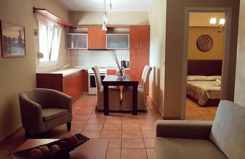 Elia Nikitis House | Agrili
