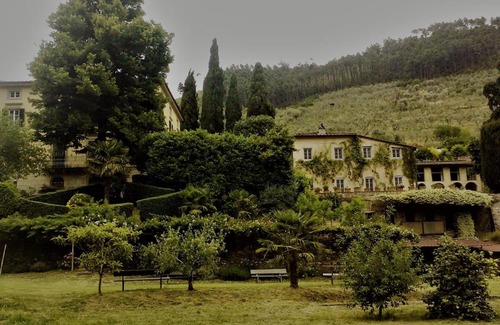 Pieve di Compito House | Agriturismo Alle Camelie