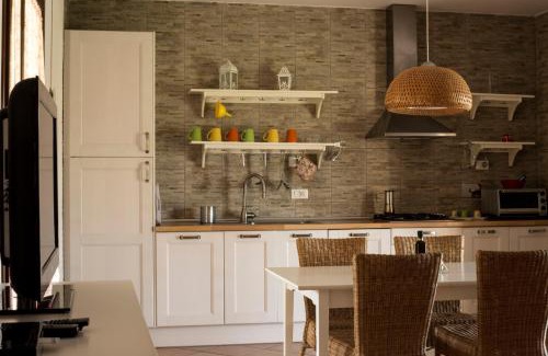 Castagneto Carducci House | Agriturismo Dallolivo
